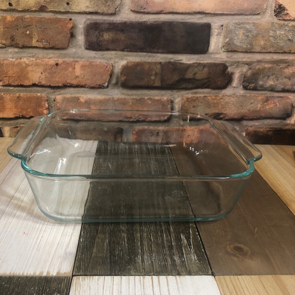 Pyrex ClearGlass Baking PanDish#222& 2222 W/Handle
